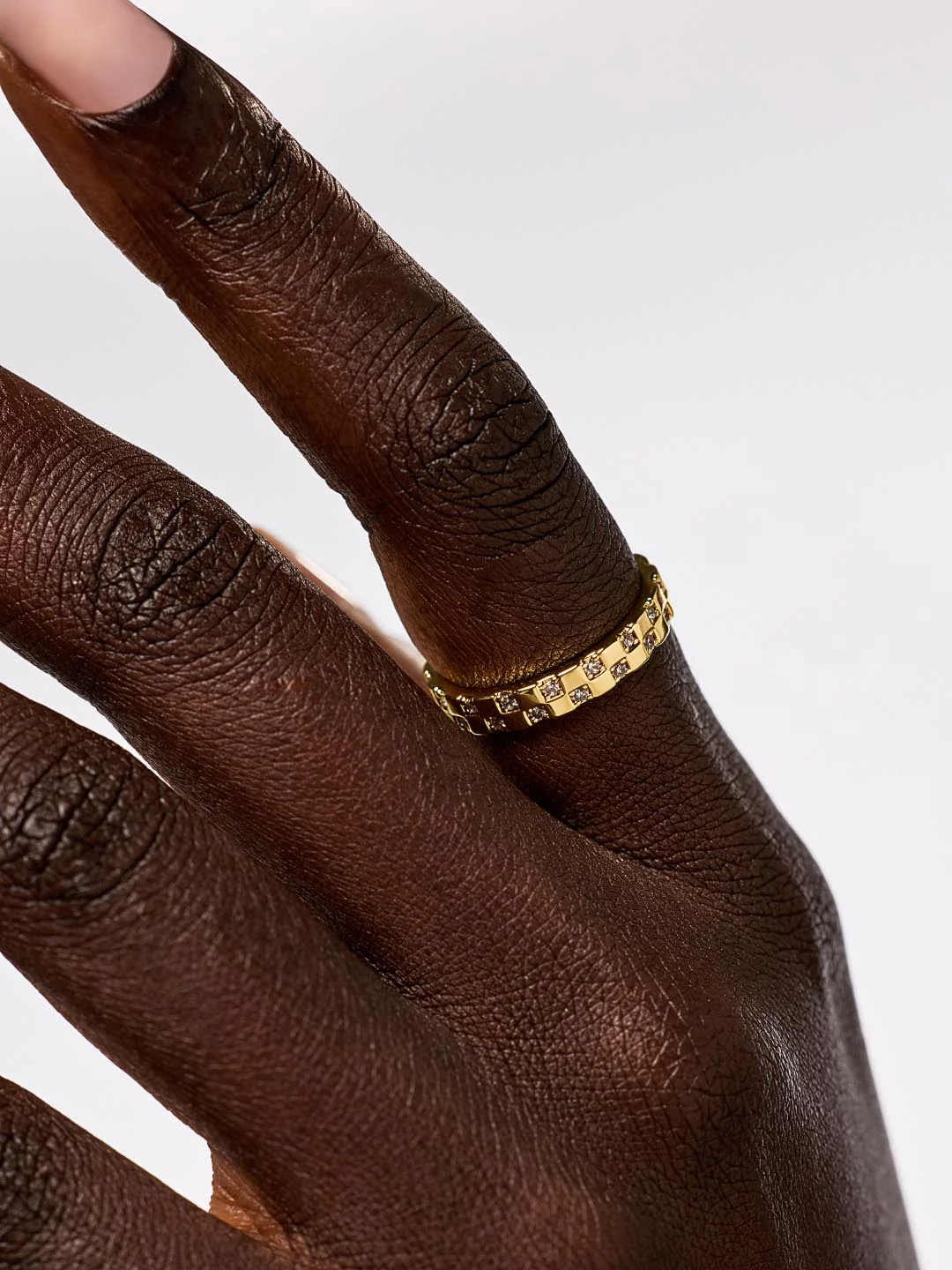 Eden Gold Band Ring - Image 3