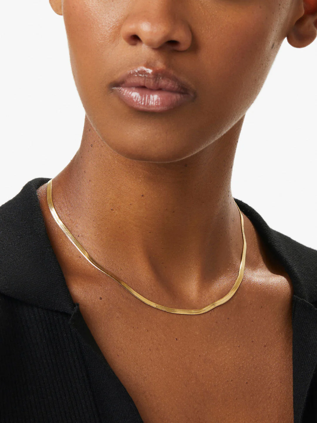 Ina Herringbone Chain Necklace - Image 5