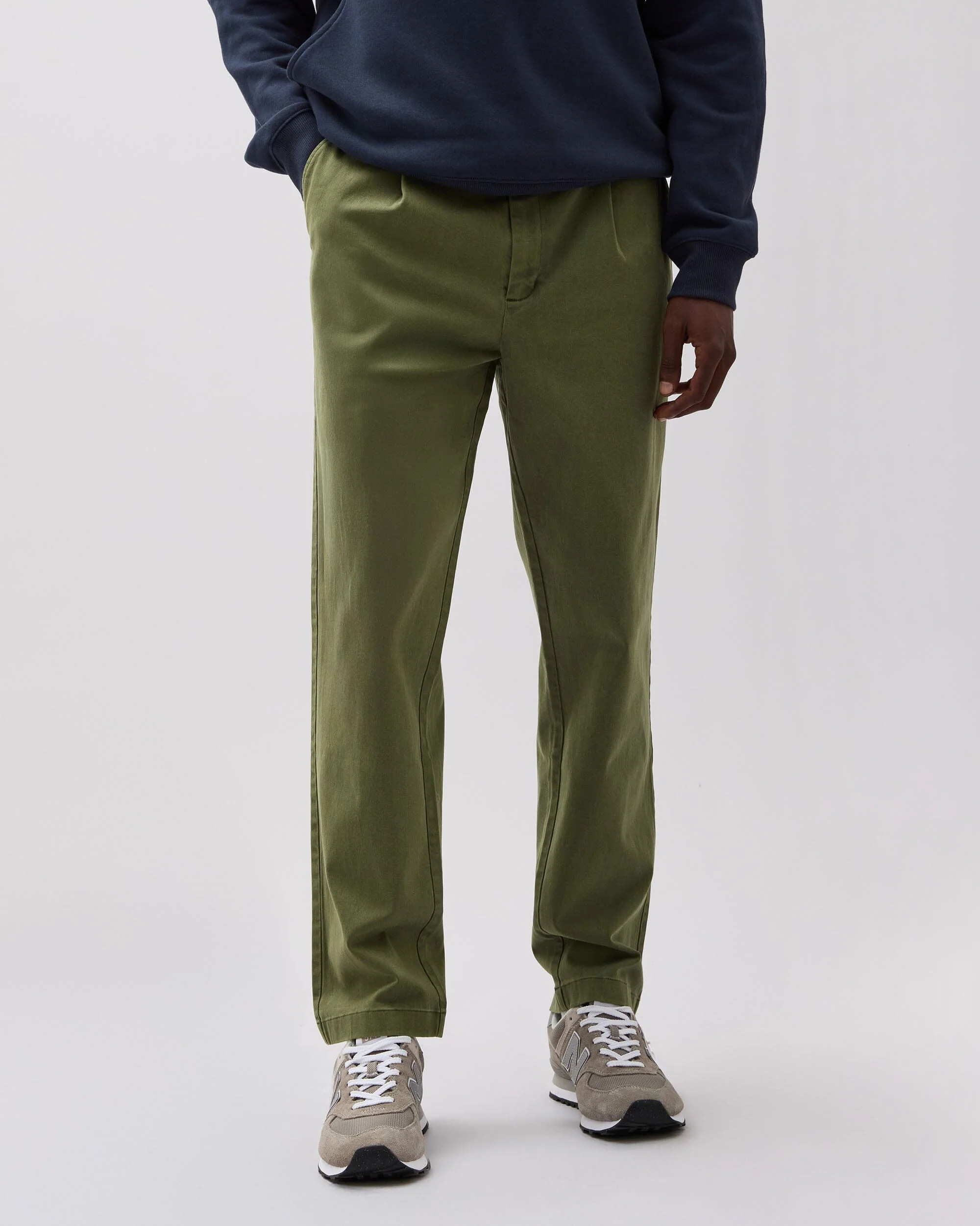 Mens Pleated Lightweight Chino - Stretch Cotton Twill - Cypress - Image 2