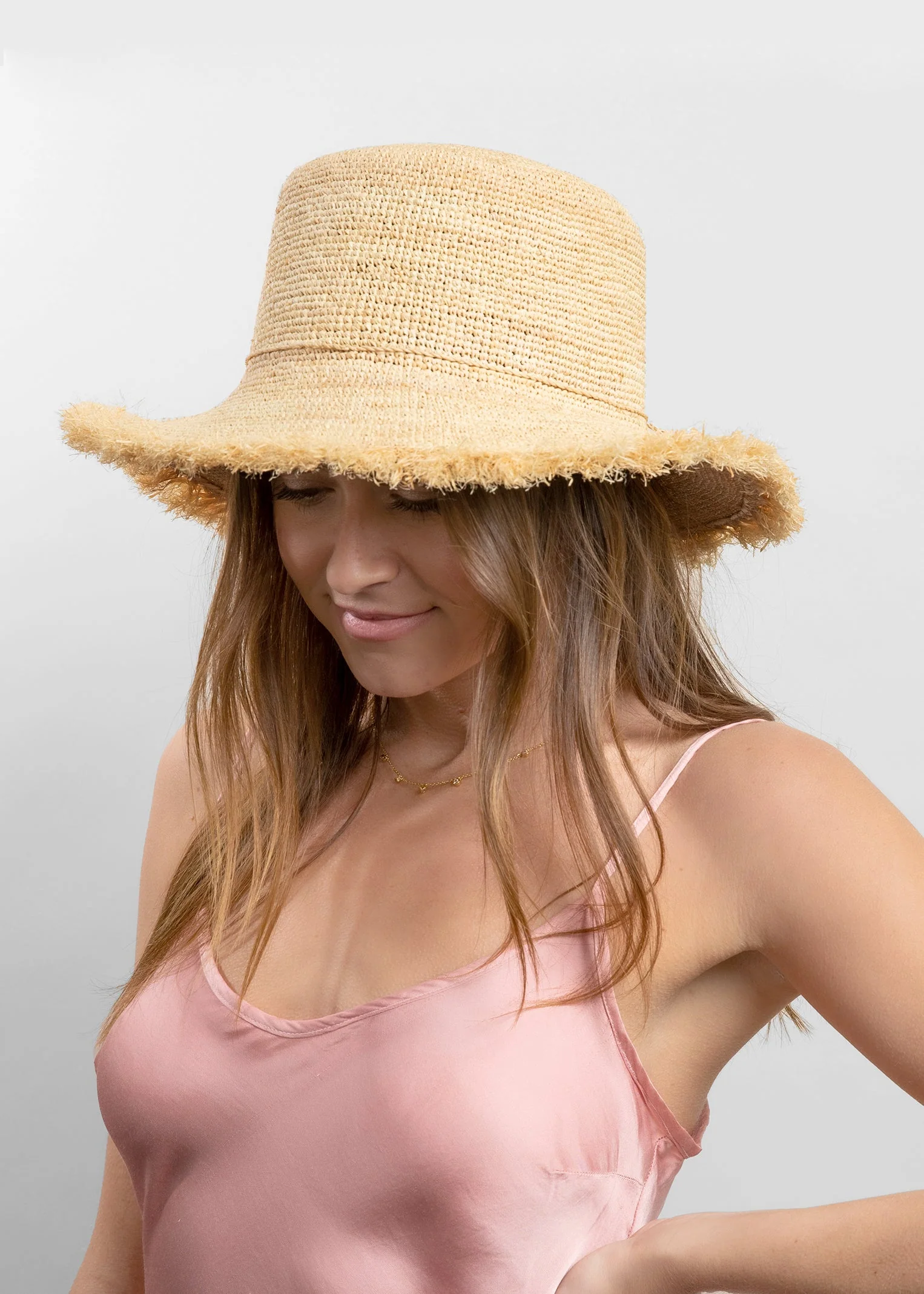 Packable Raffia Bucket Hat - Image 3