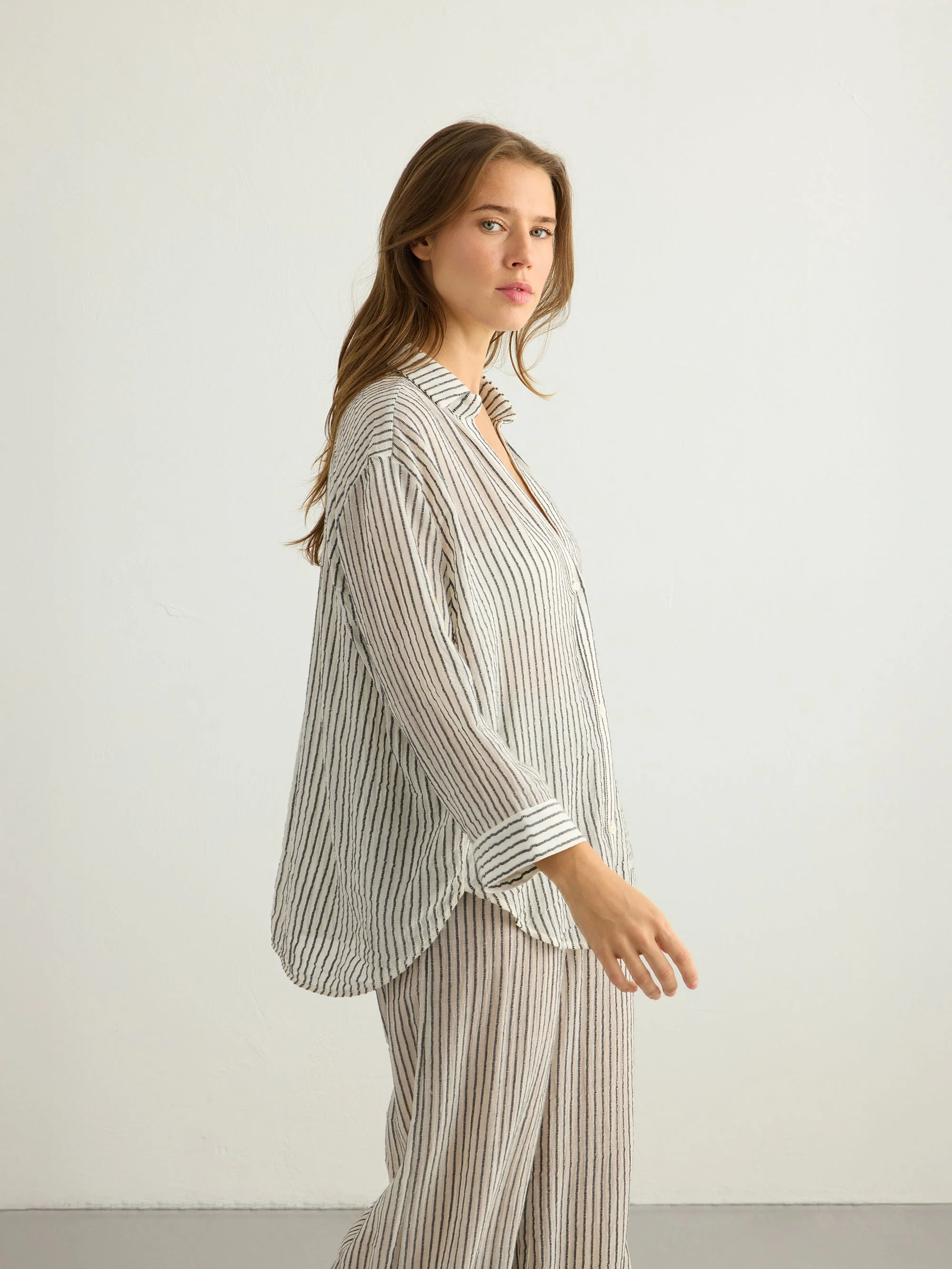 Voyage Set (Black Stripes) - Image 9