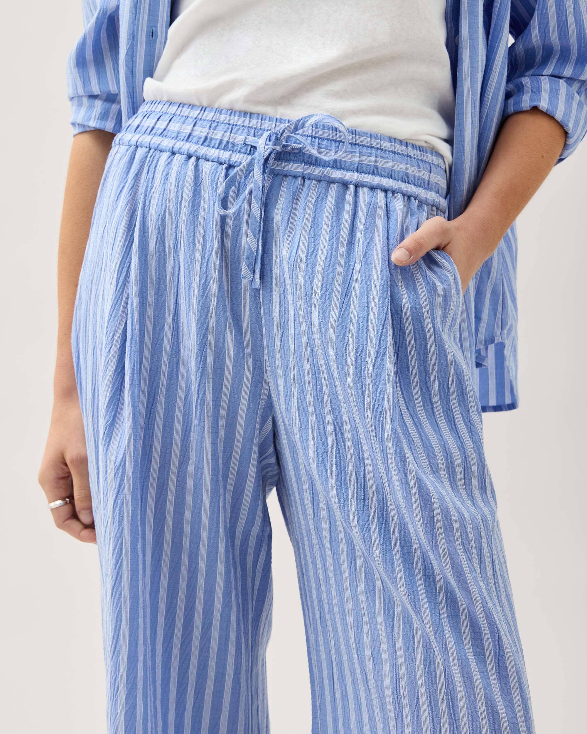 Womens Palermo Pant - Poly Seer Sucker Stripe - Oxford Blue Stripe - Image 4