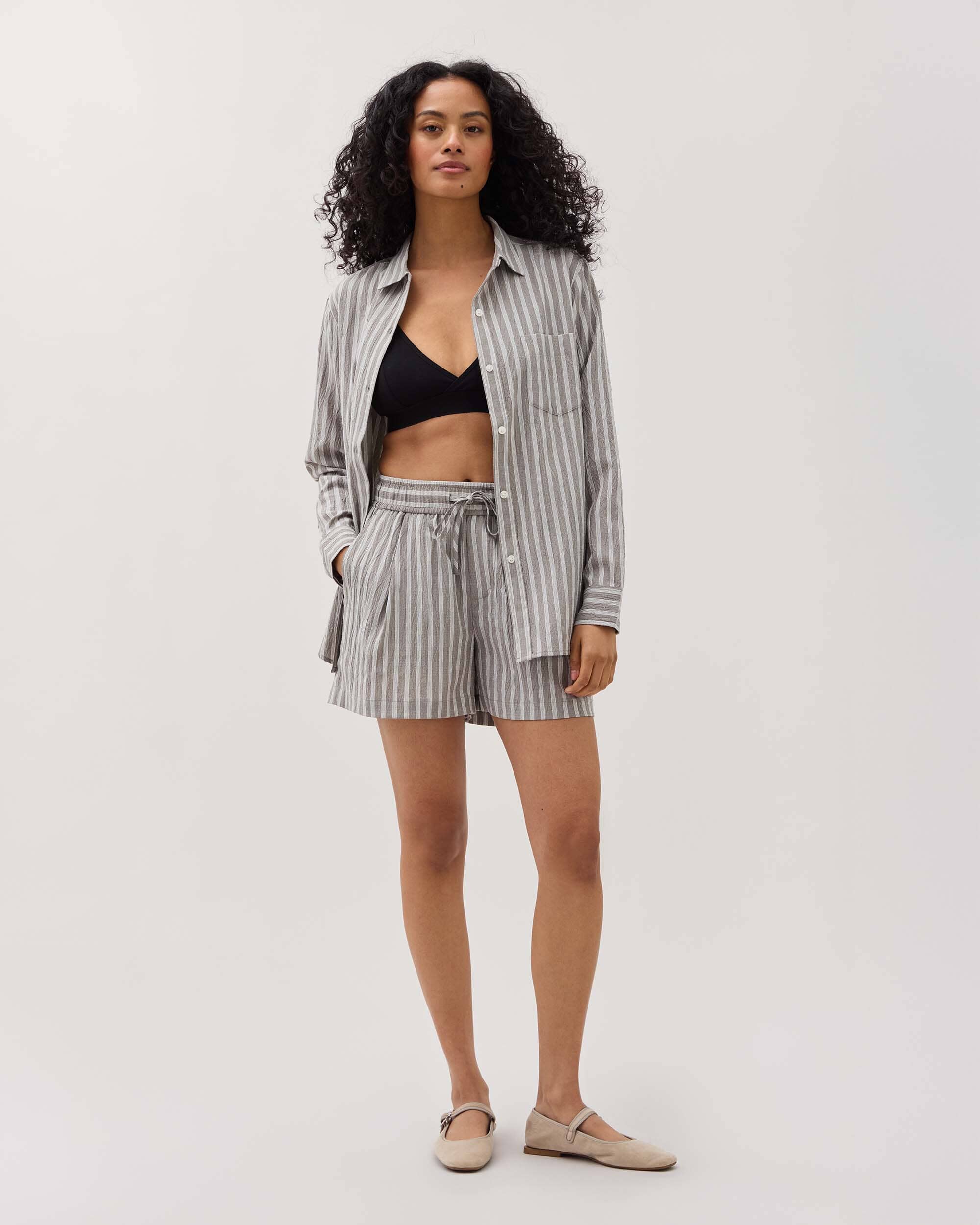 Womens Palermo Short - Poly Seer Sucker Stripe - Black / White Stripe - Image 3