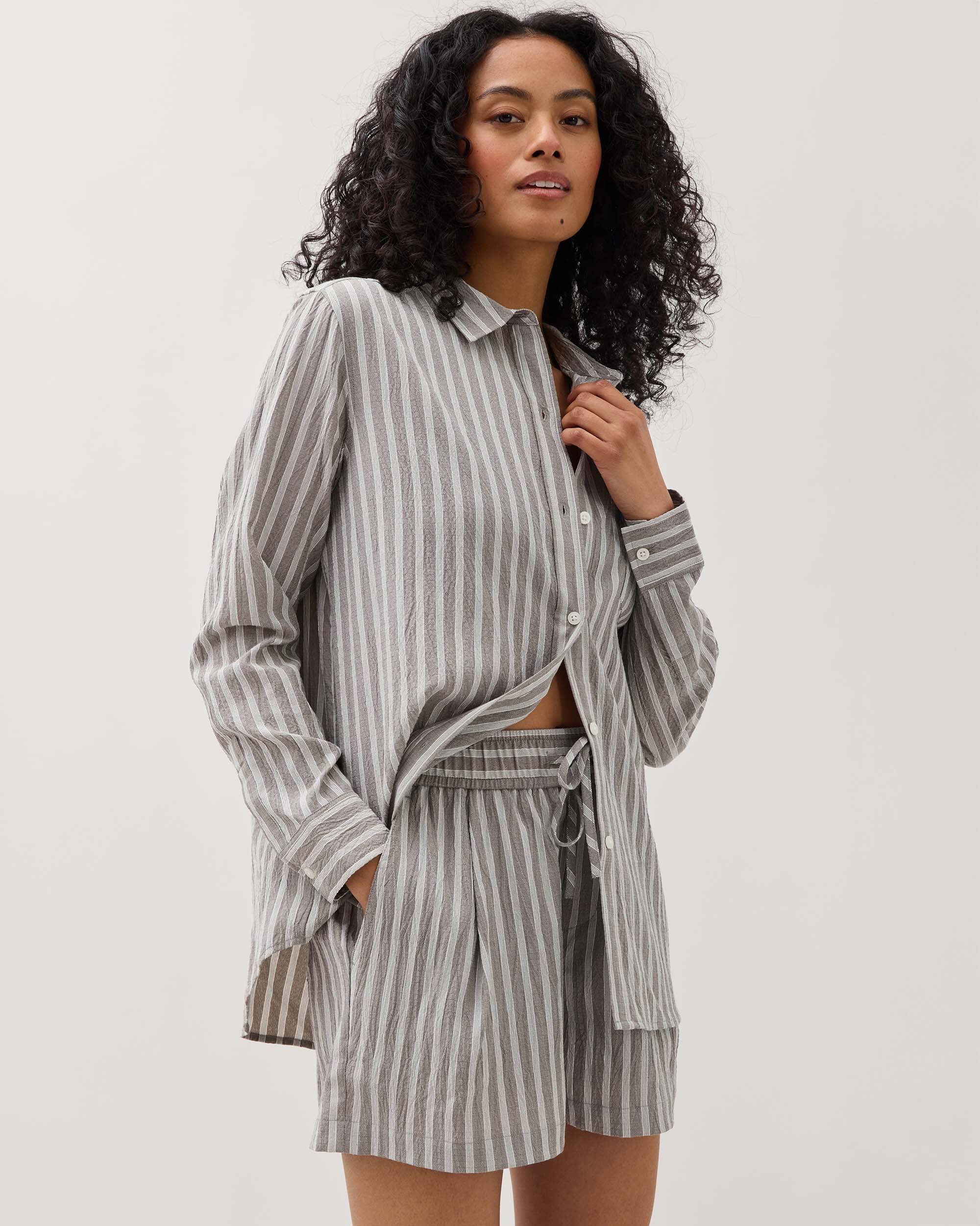 Womens Palermo Short - Poly Seer Sucker Stripe - Black / White Stripe - Image 4