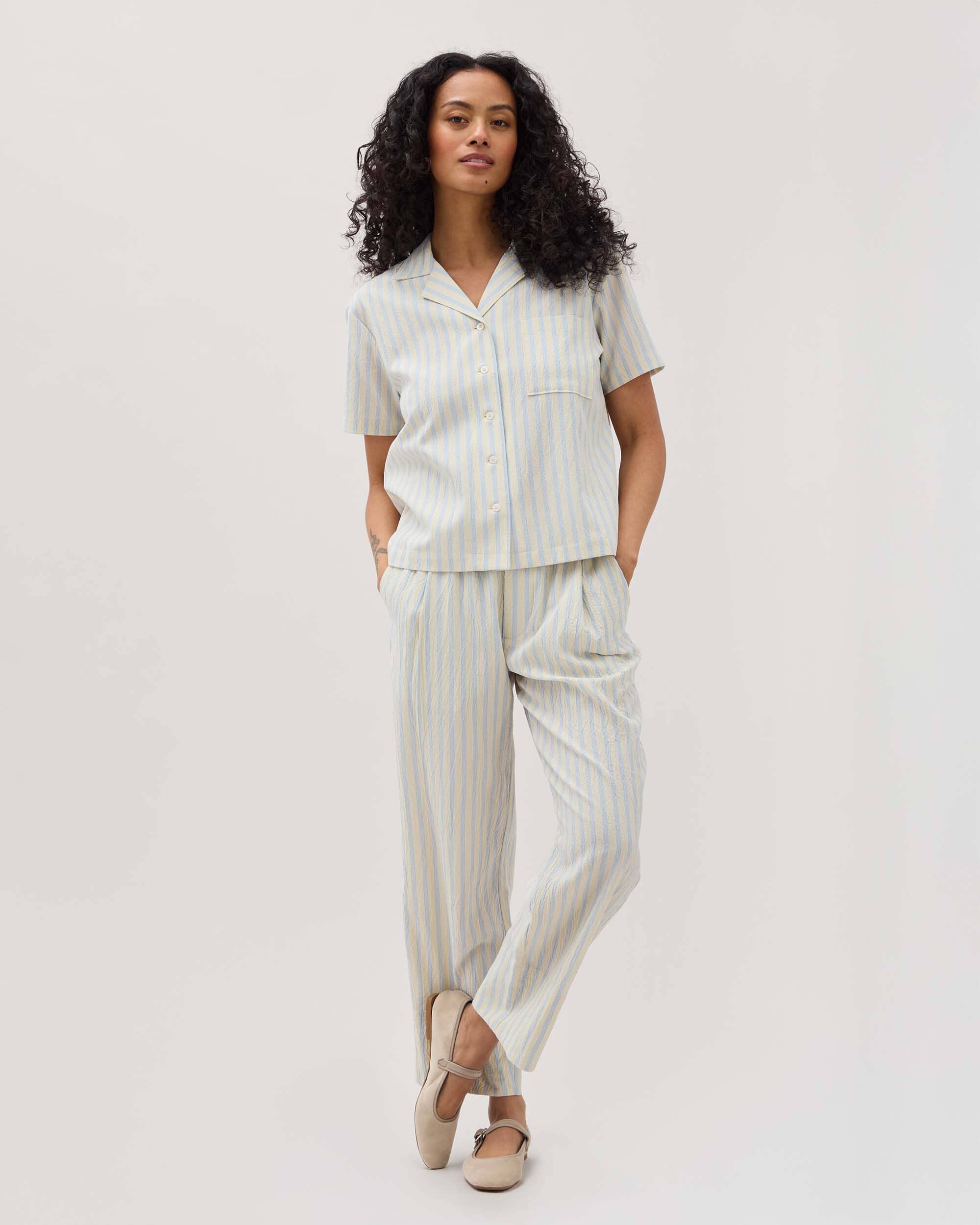 Womens Palermo Short Sleeve Camp Shirt - Poly Seer Sucker Stripe - Vanilla Blue Stripe - Image 3