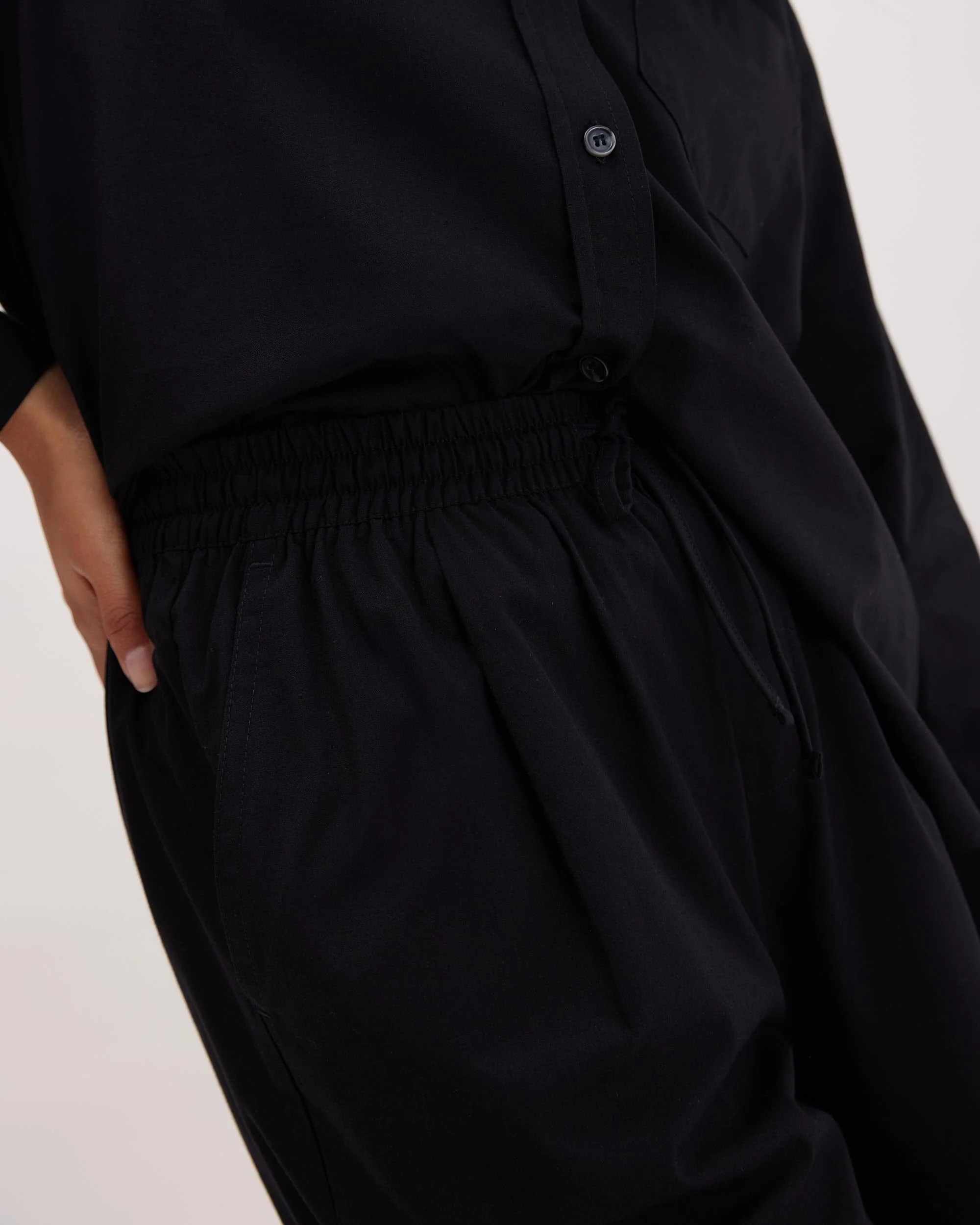 Womens Venice Drawstring Pant - Cotton Rayon Woven - Black - Image 4